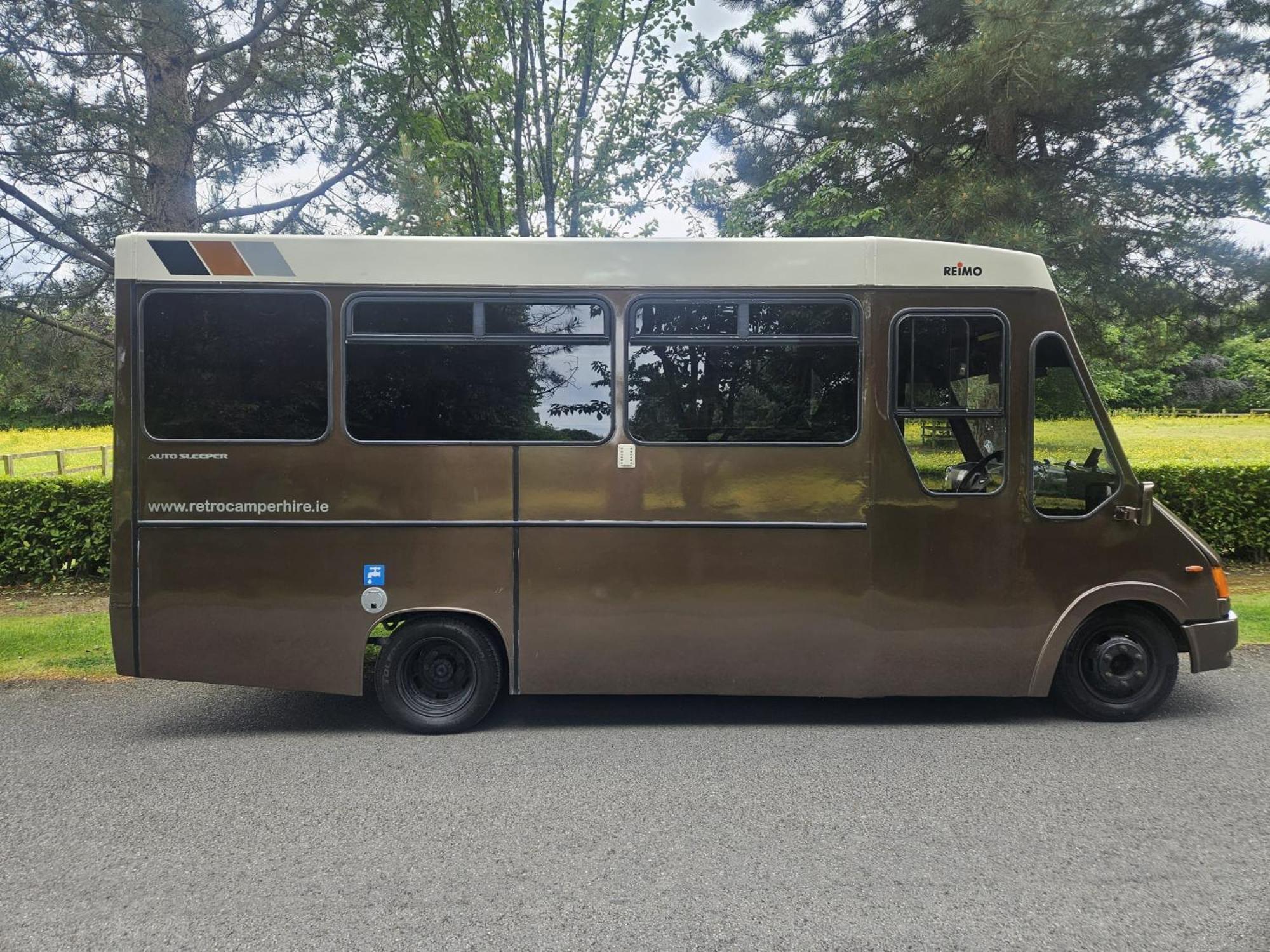Готель Retro Camper Hire Дублін Екстер'єр фото